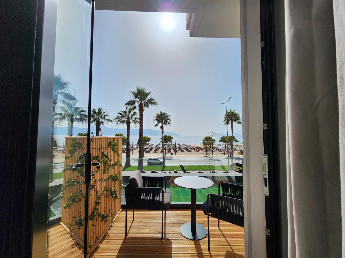 Charm Hotel Vlore Exterior photo