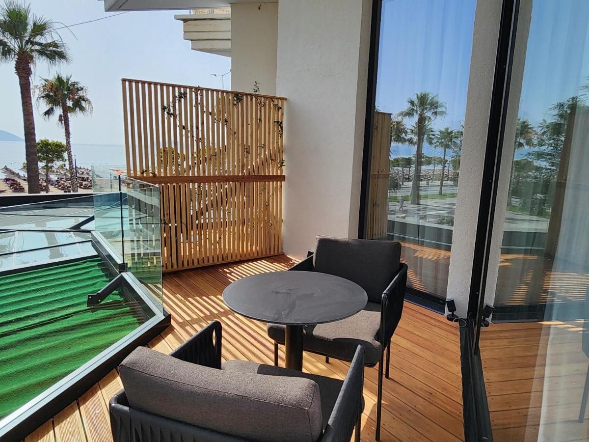 Charm Hotel Vlore Exterior photo