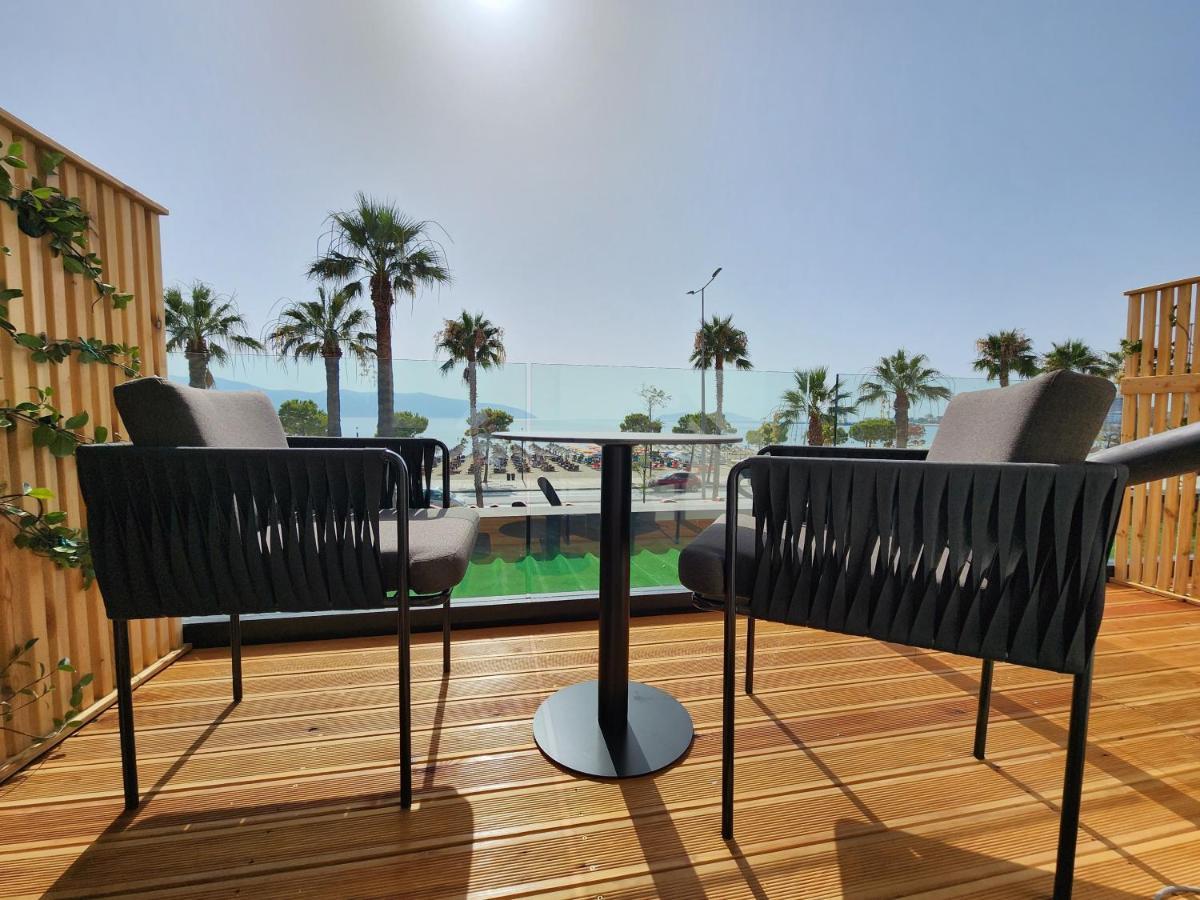 Charm Hotel Vlore Exterior photo