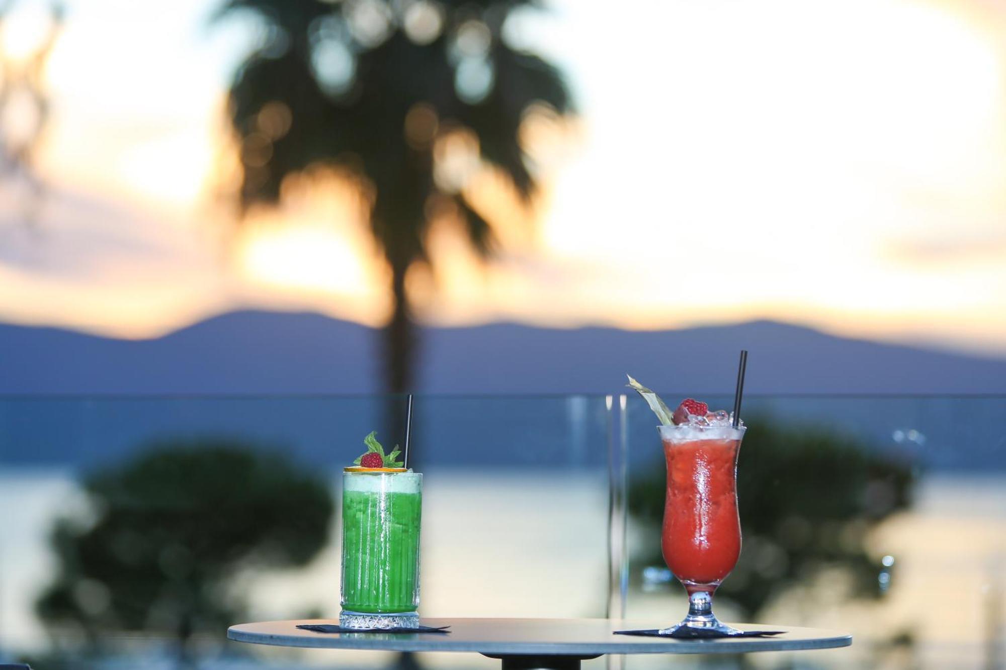 Charm Hotel Vlore Exterior photo