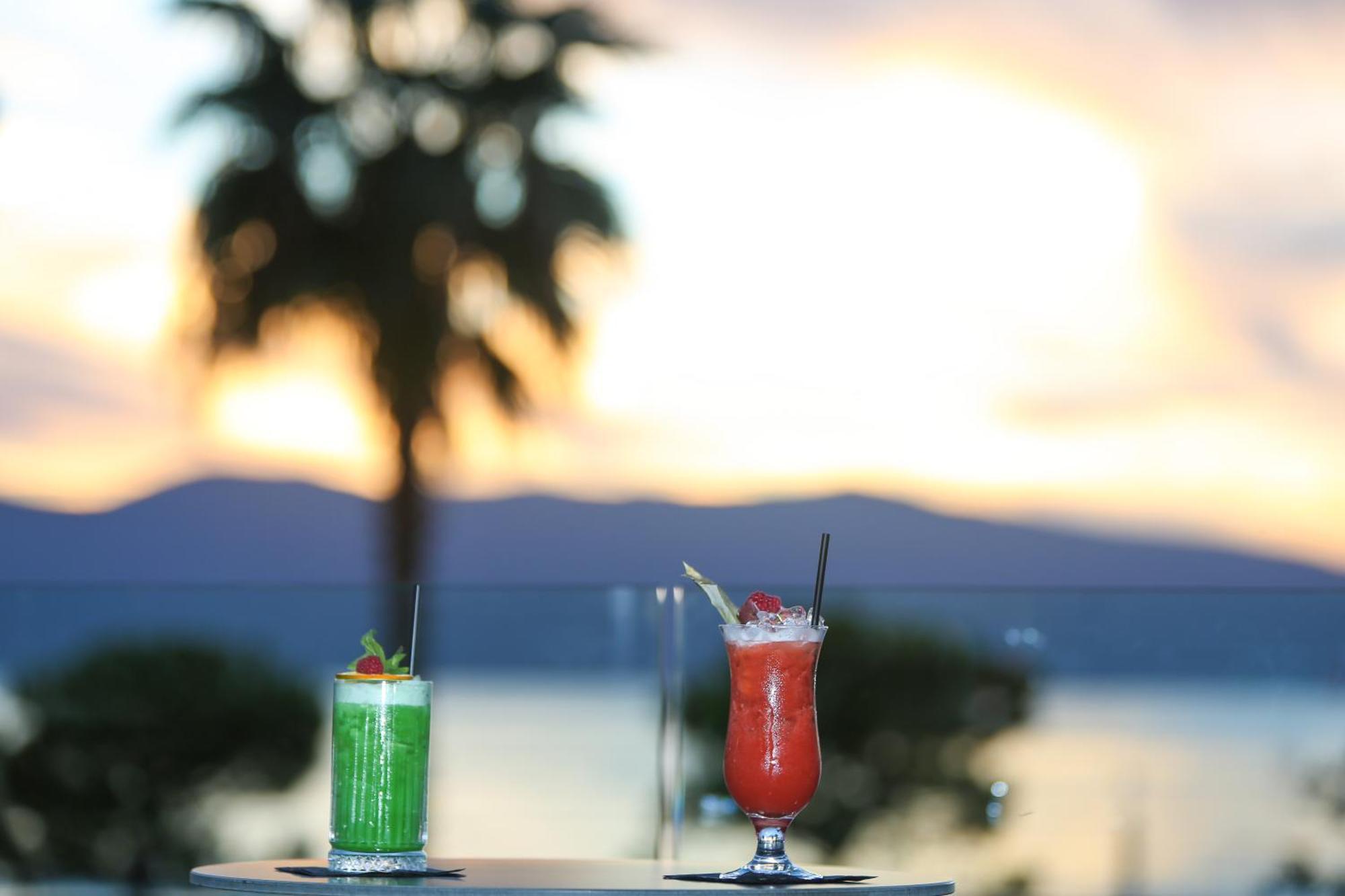 Charm Hotel Vlore Exterior photo