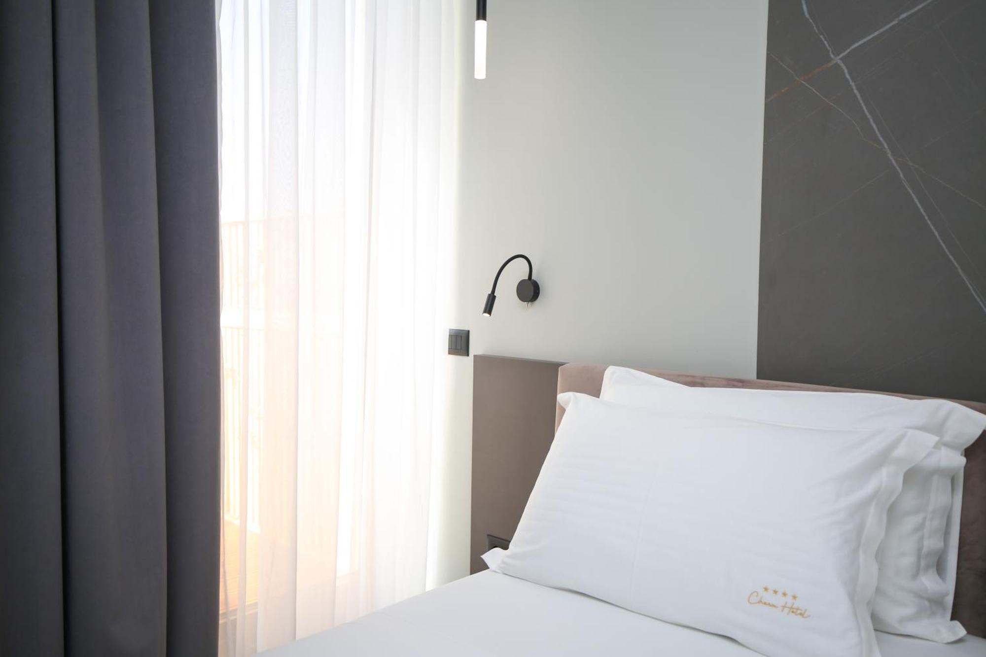 Charm Hotel Vlore Exterior photo