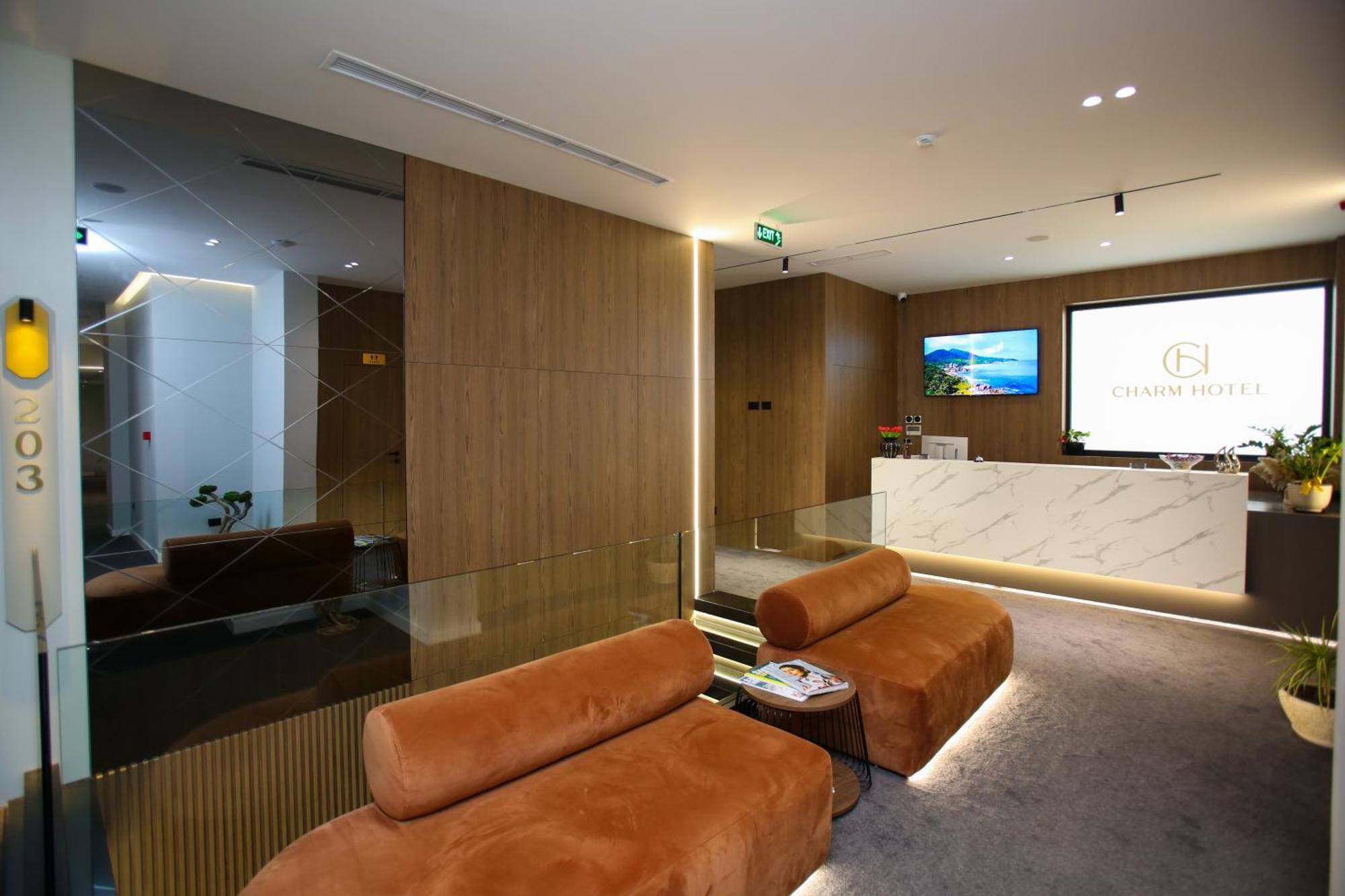 Charm Hotel Vlore Exterior photo